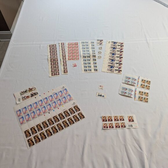 Random USPS Stamp Bundle 15-cent through 37-cent Variety - Picture 3 of 14